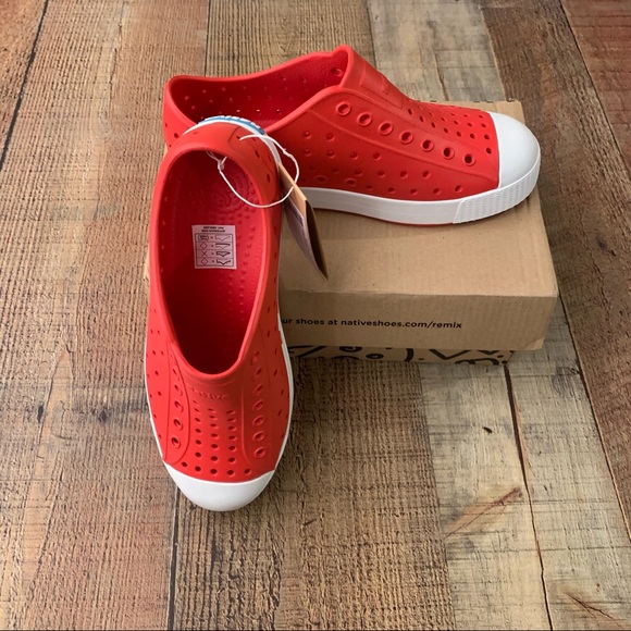Native Shoes Other - Native shoes Jefferson torch red and shell white - 2
